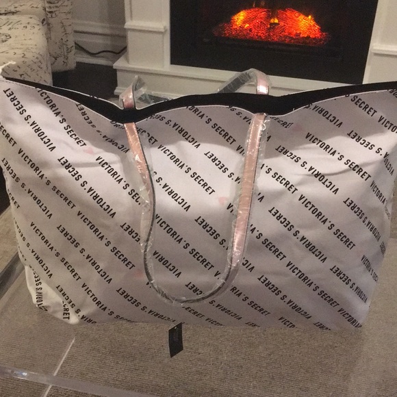 Victoria’s Secret logo tote - Picture 4 of 4